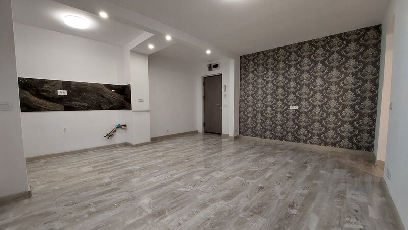 Vitan, Auchan, str. Nicolae Pascu, nr. 8